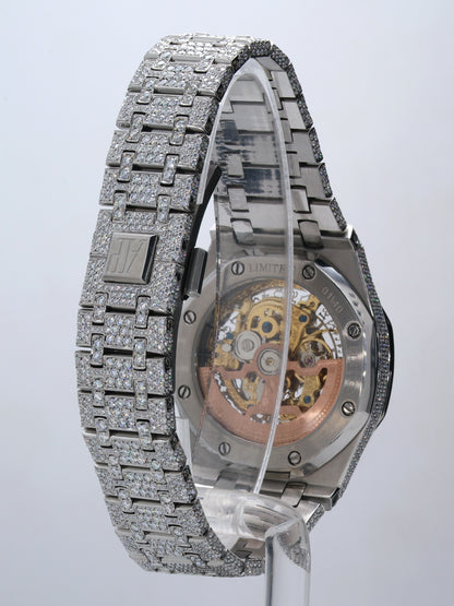 Luxury Men's  Diamond  Watch